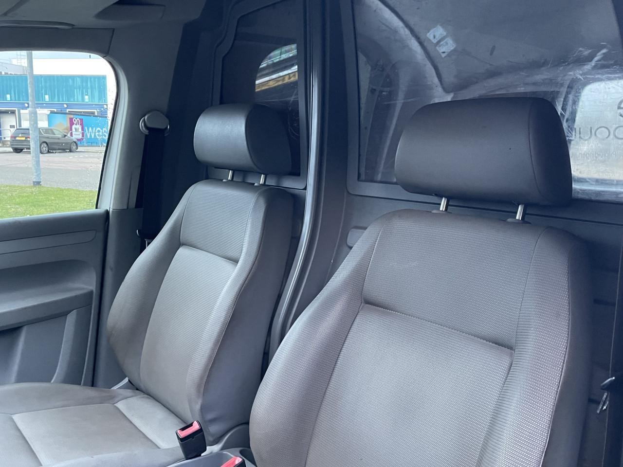 Volkswagen Caddy Maxi 77 KW 105 PK 2010 | 1.9 TDI | MARGE!