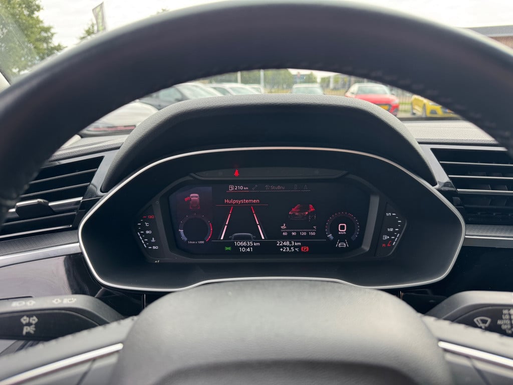 Audi Q3 35 tfsi advanced * matrix led * stoelverwarming * adaptive cruise c