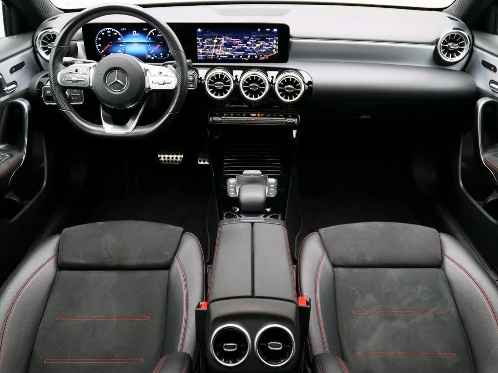 Mercedes-Benz A-Klasse 180 business solution amg amg line | night pakket |