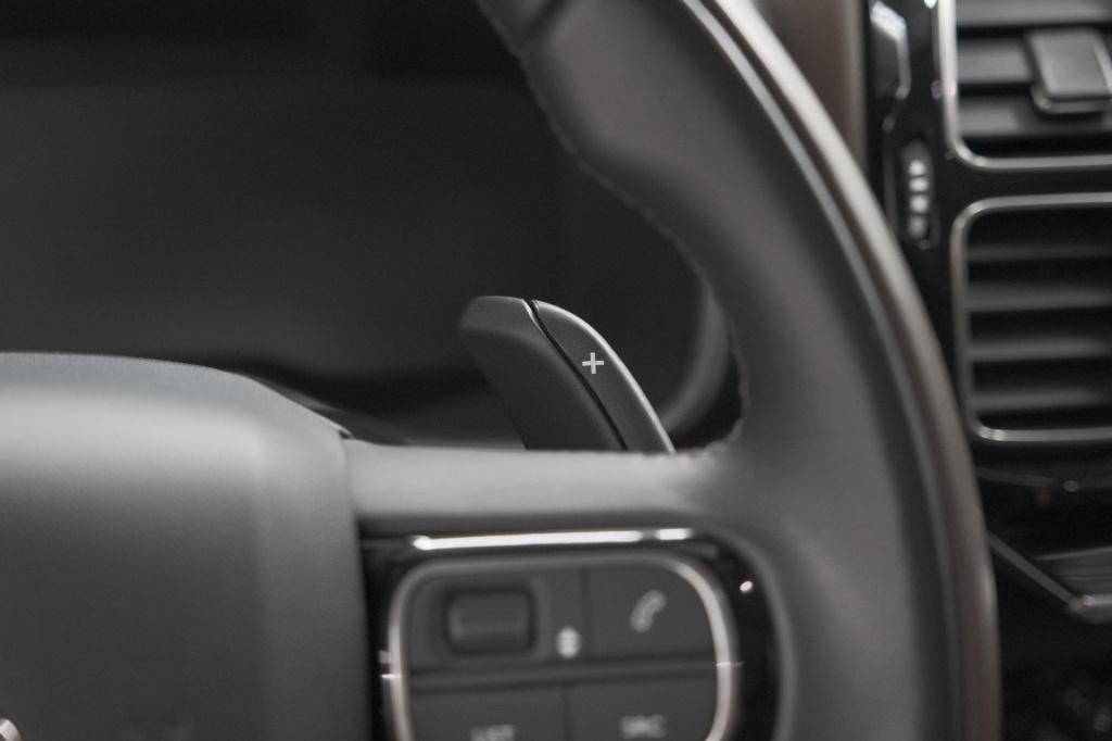 Citroen C5 Aircross 1.6 puretech 180 pk shine | bomvol | trekhaak | 360 cam