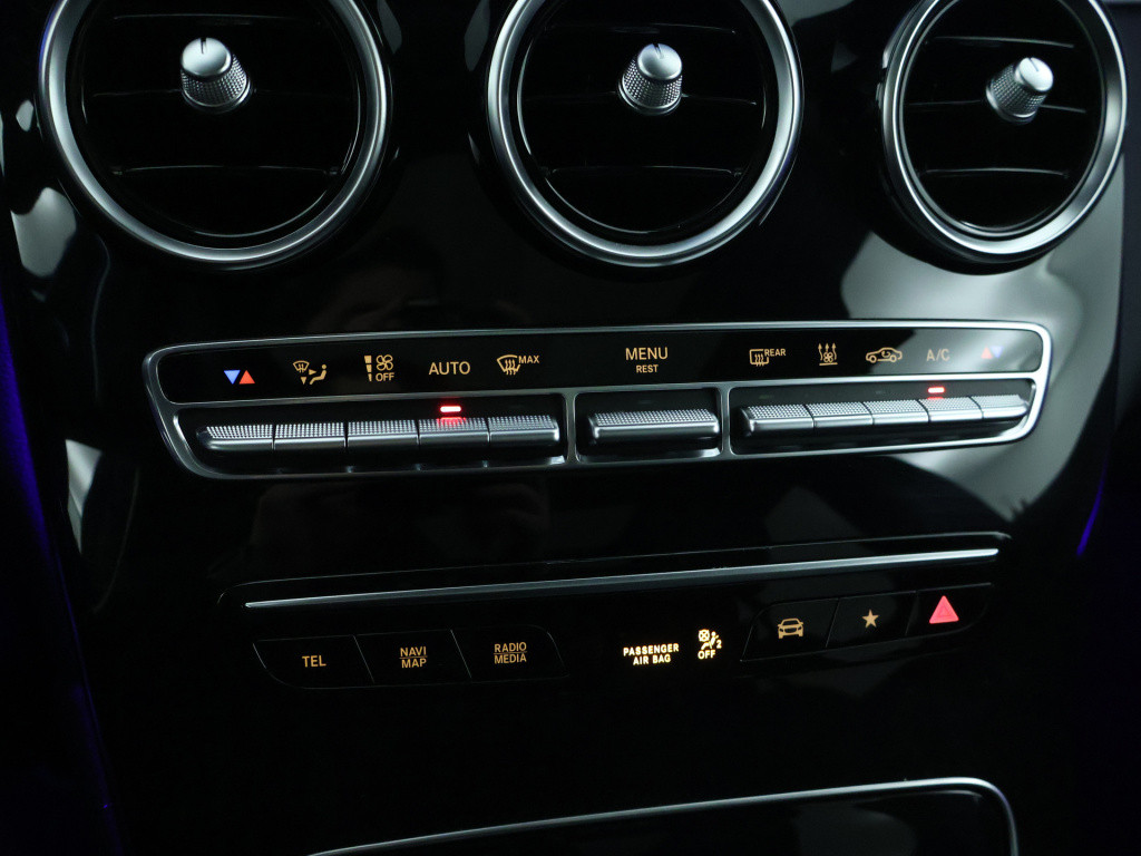 Mercedes-Benz Glc 300 e 4matic premium plus | trekhaak | panoramadak | sfee