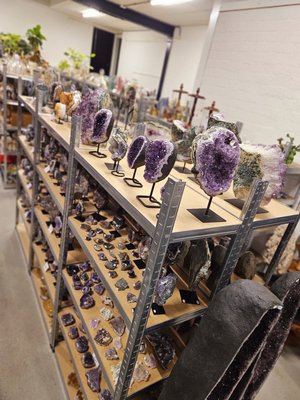 Showroom met edelstenen in Middelburg