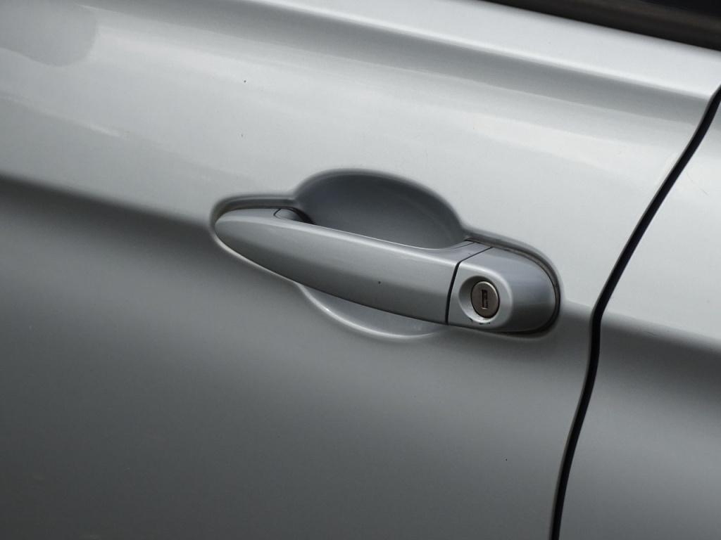 BMW 3-serie 320i executive automaat | 18" | afn. trekhaak | bluetooth