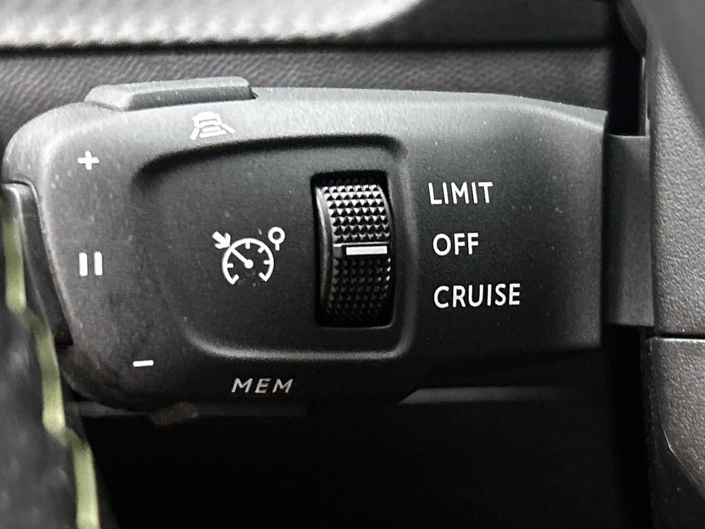 Peugeot E-2008 ev gt 50 kwh | rijklaar | adaptive cruise | icockpit | keyle