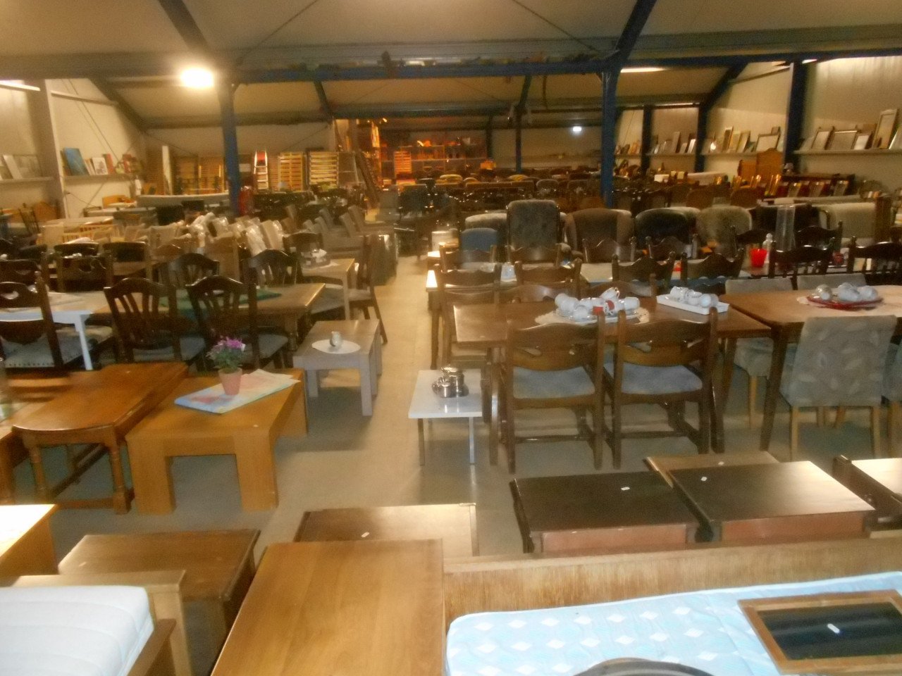 Bedrijfsloods + bedrijfswoning op een mooie zich locatie in IJzendijke