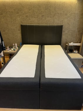 Boxspring graag snel ophalen, moet weg😁