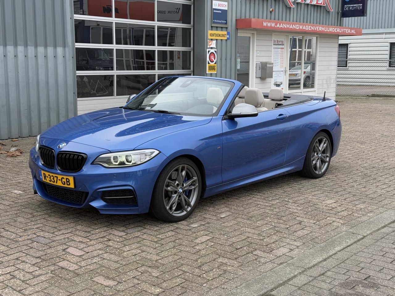 BMW 2-serie Cabrio - M235i xDrive |Full Option | Harman Kardon | Memory