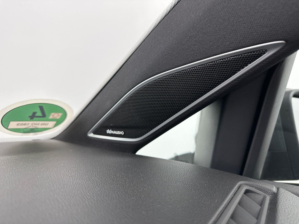 Volkswagen Golf 2.0 tsi gti performance panorama leder dynaudio virtual acc