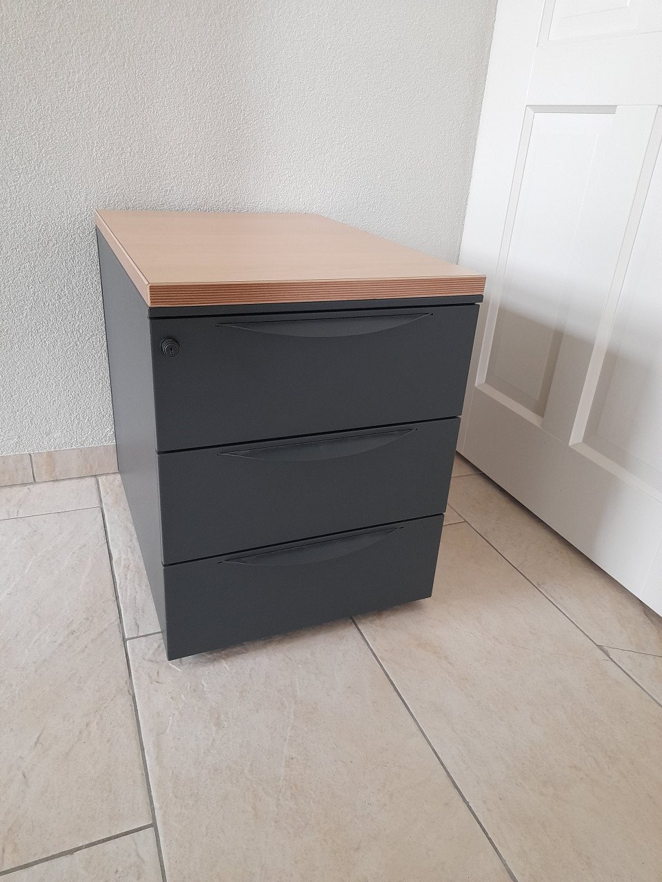 Ladenkastje op wielen voor onder bureau (42 x 58 x 54H)