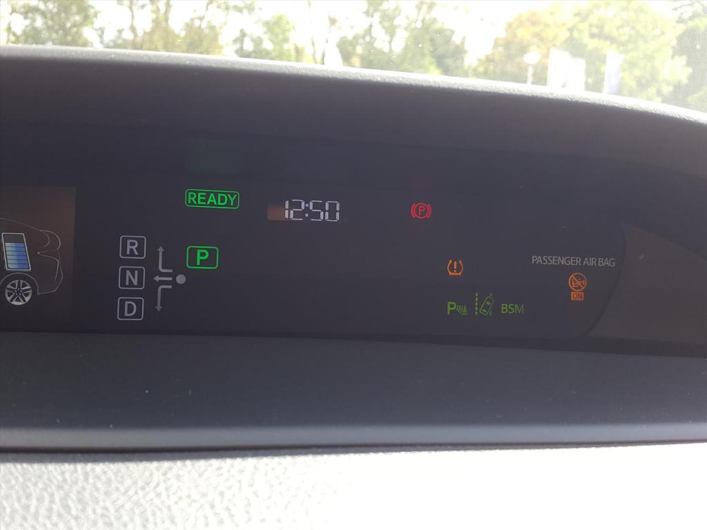 Toyota Prius 1.8 full hybrid 122pk aut active | navi | bt | cruise & climat