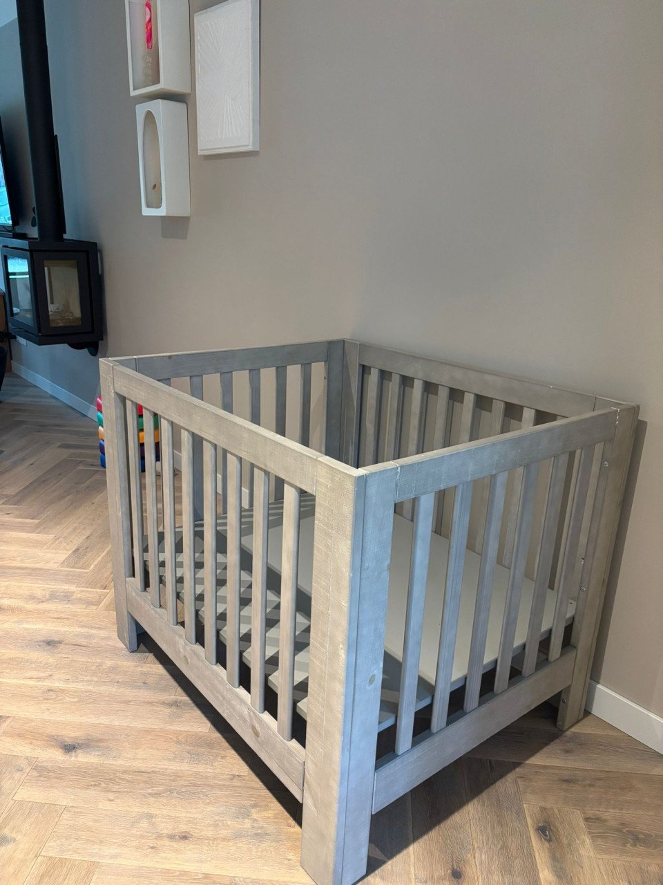 Grey wash box