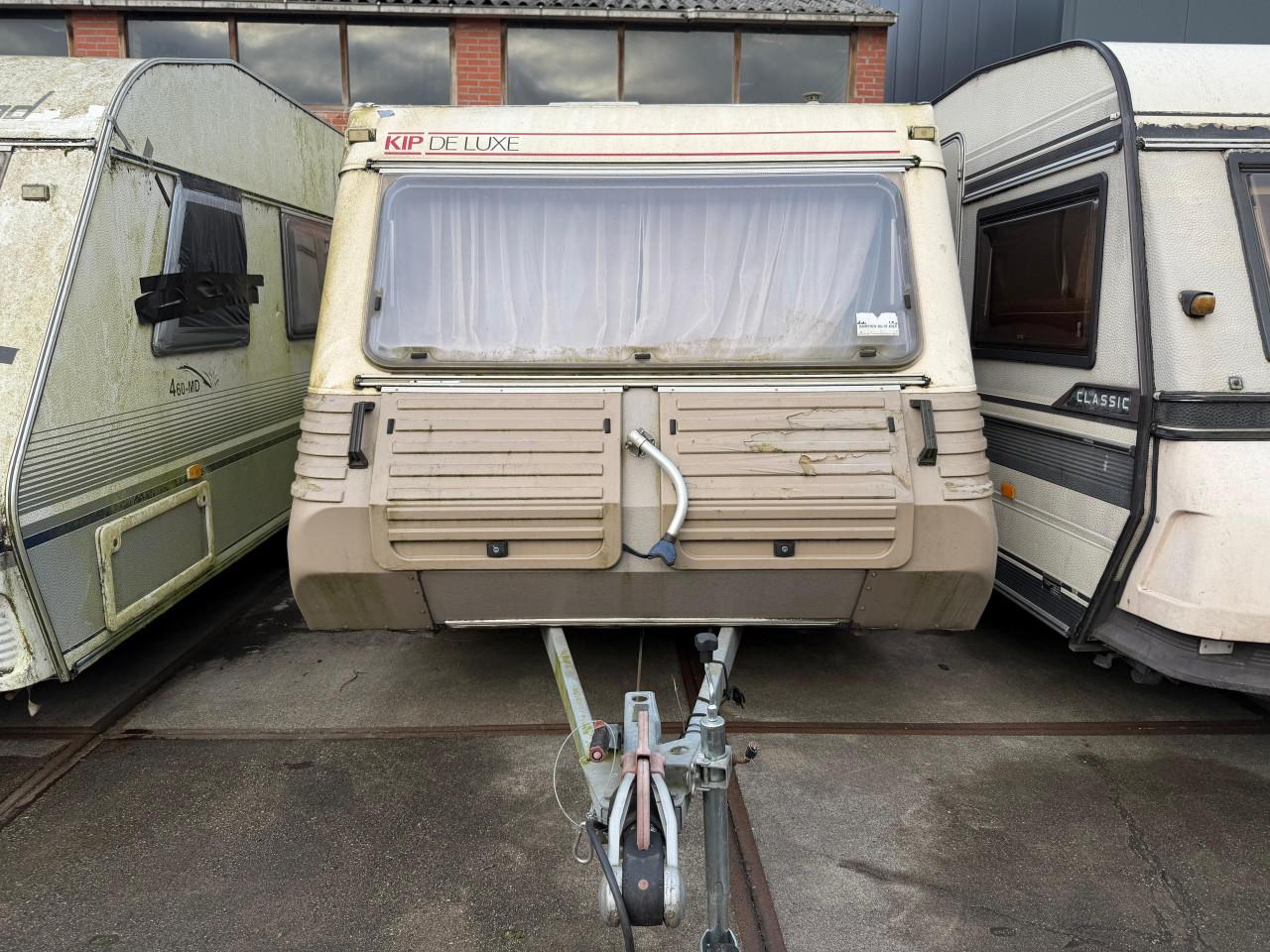 KIP caravan uit 1992 |  Keet | met kenteken