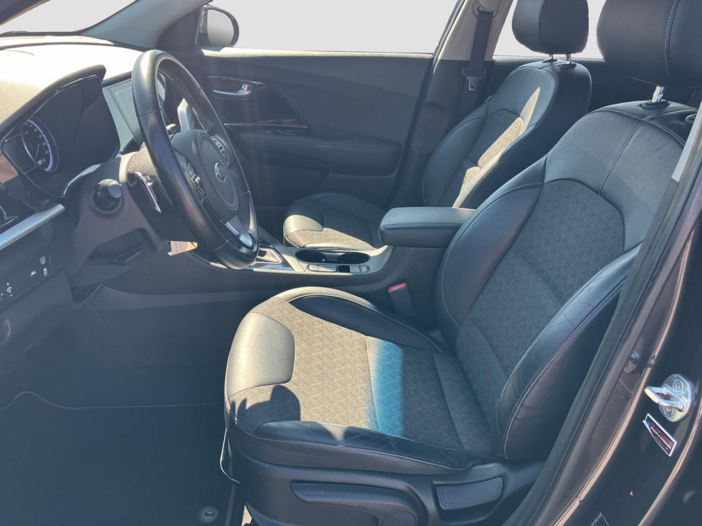 Kia Niro 1.6 gdi hybrid executiveline | navigatie | leder/stof |