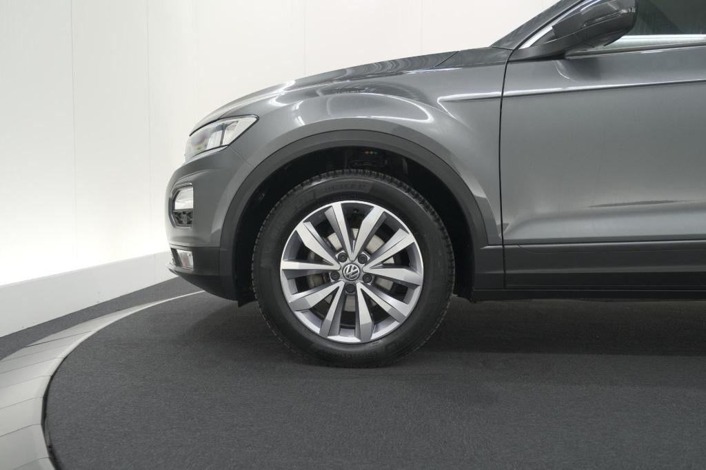 Volkswagen T-roc 1.0 tsi style business 116pk | trekhaak | adaptieve cruise