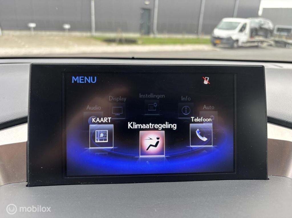 Lexus Nx 300h awd luxury line