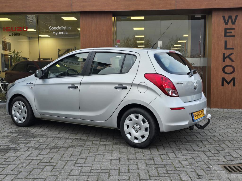 Hyundai I 20 1.2i business edition | radio | trekhaak