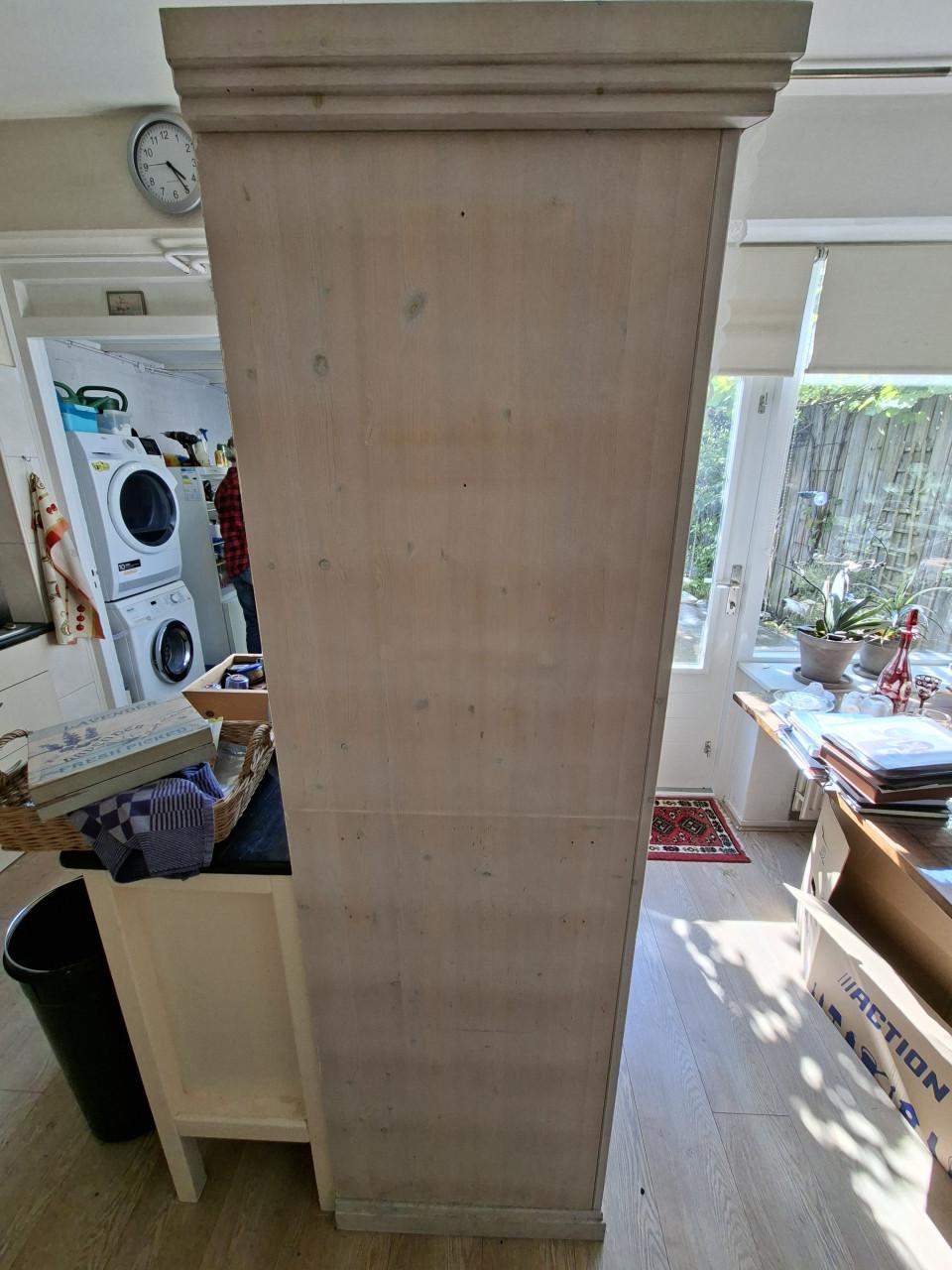 Hoge kast