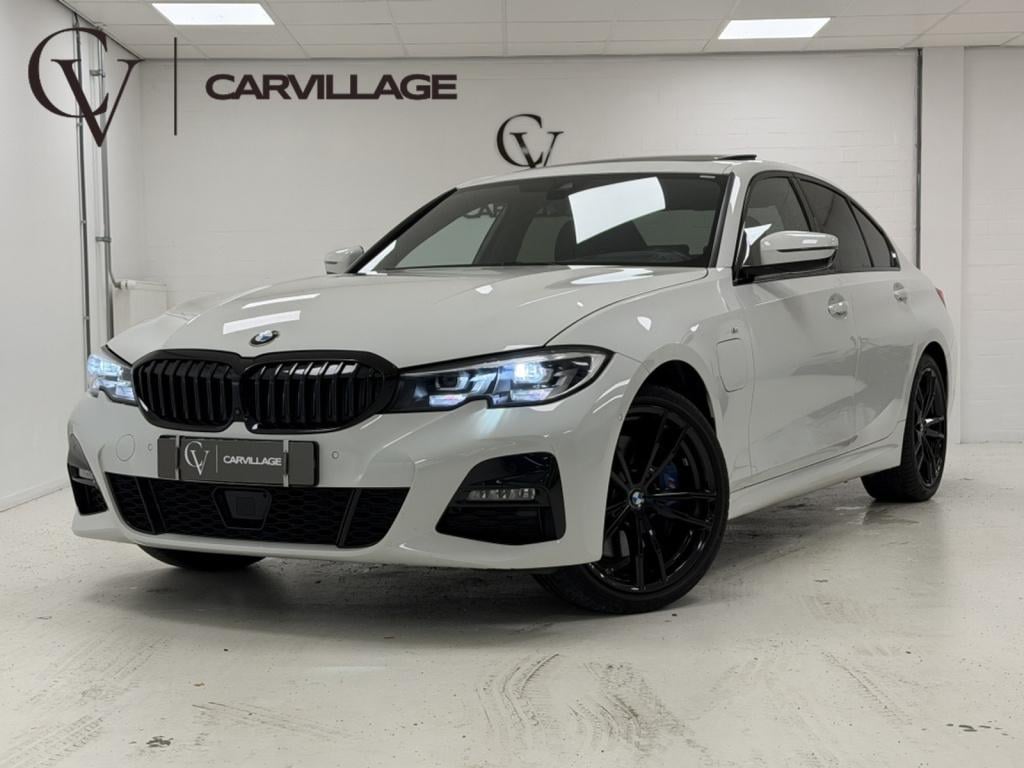 BMW 3-serie 330e m-sport | schuif/kanteldak | trekhaak | 360 camera |