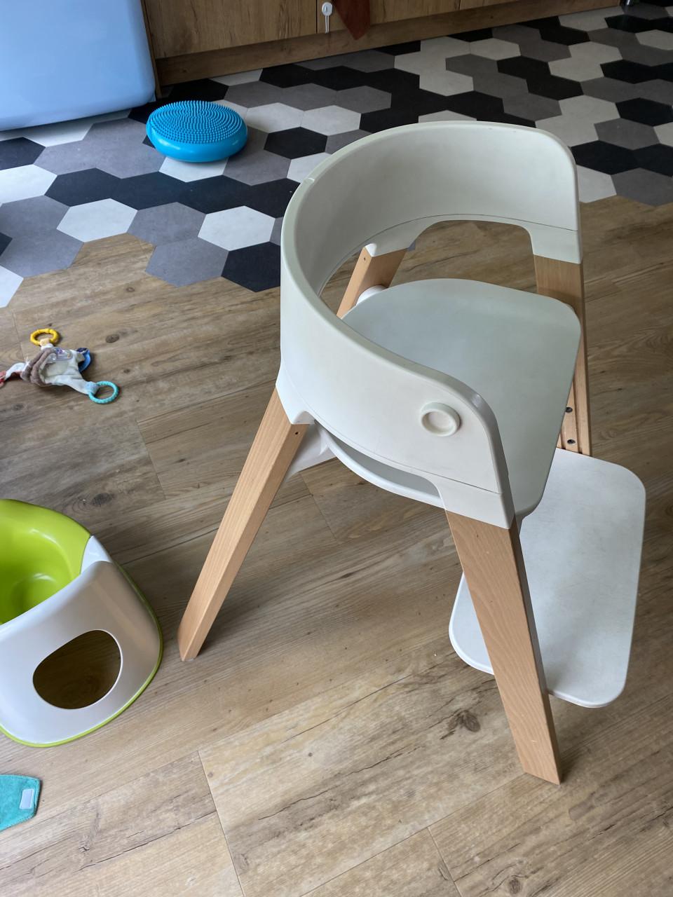 Stokke steps meegroeistoel