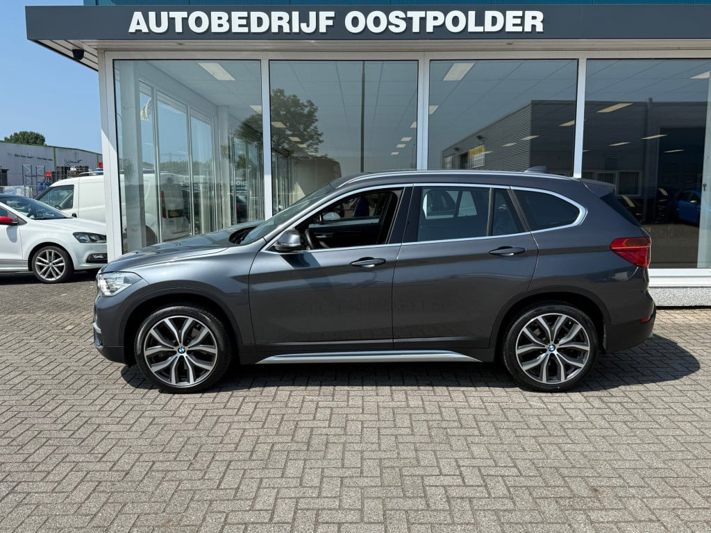 BMW X1 sdrive20i orange edition iii