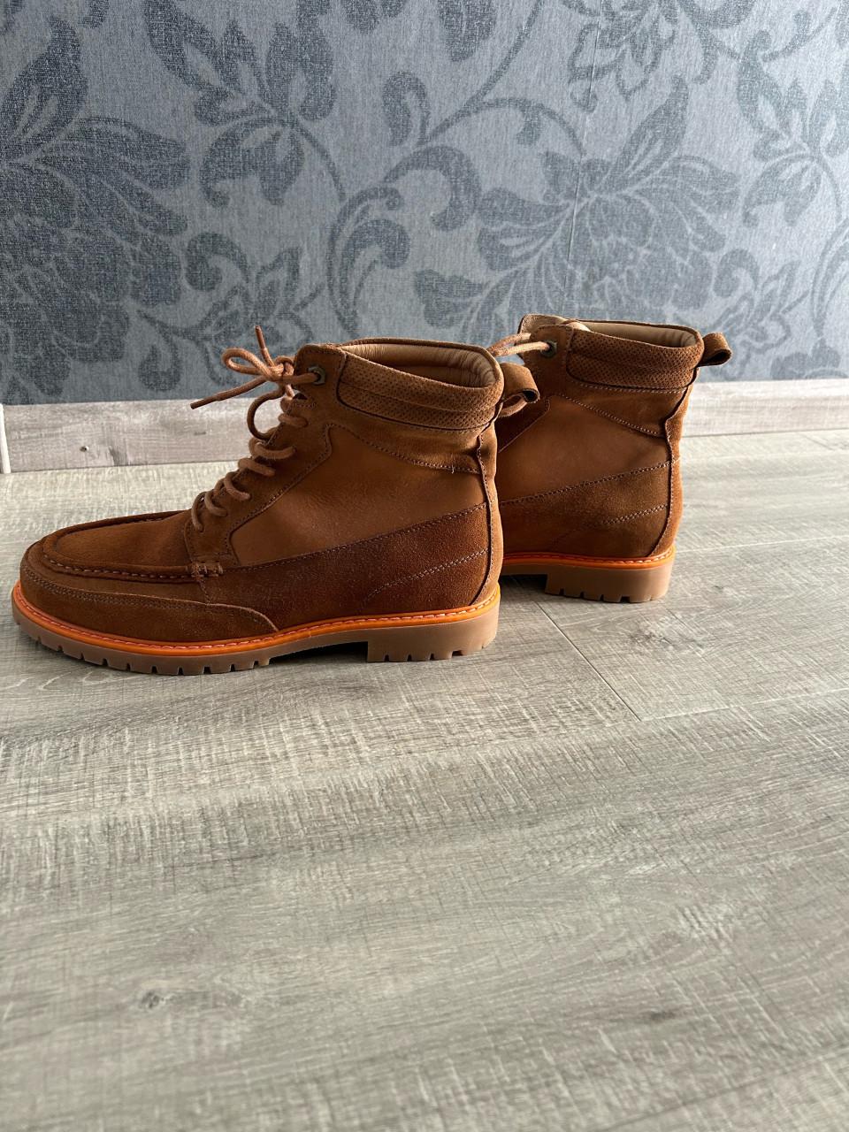 Nieuwe schoenen van Sacha maat 42