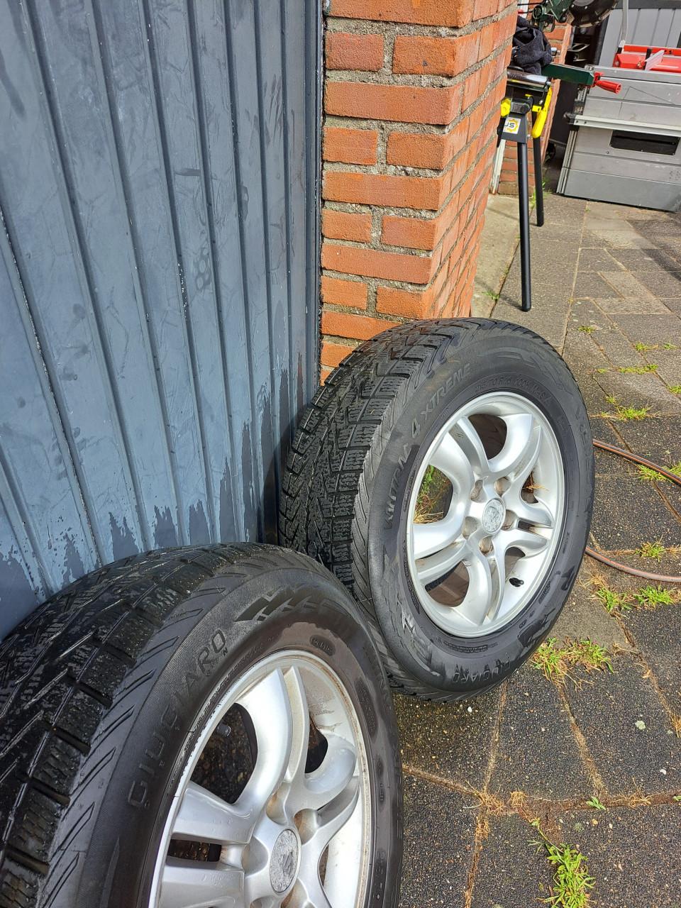 4 velgen ( KIA Sportage 2006).