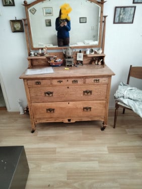 Antiek dressoir