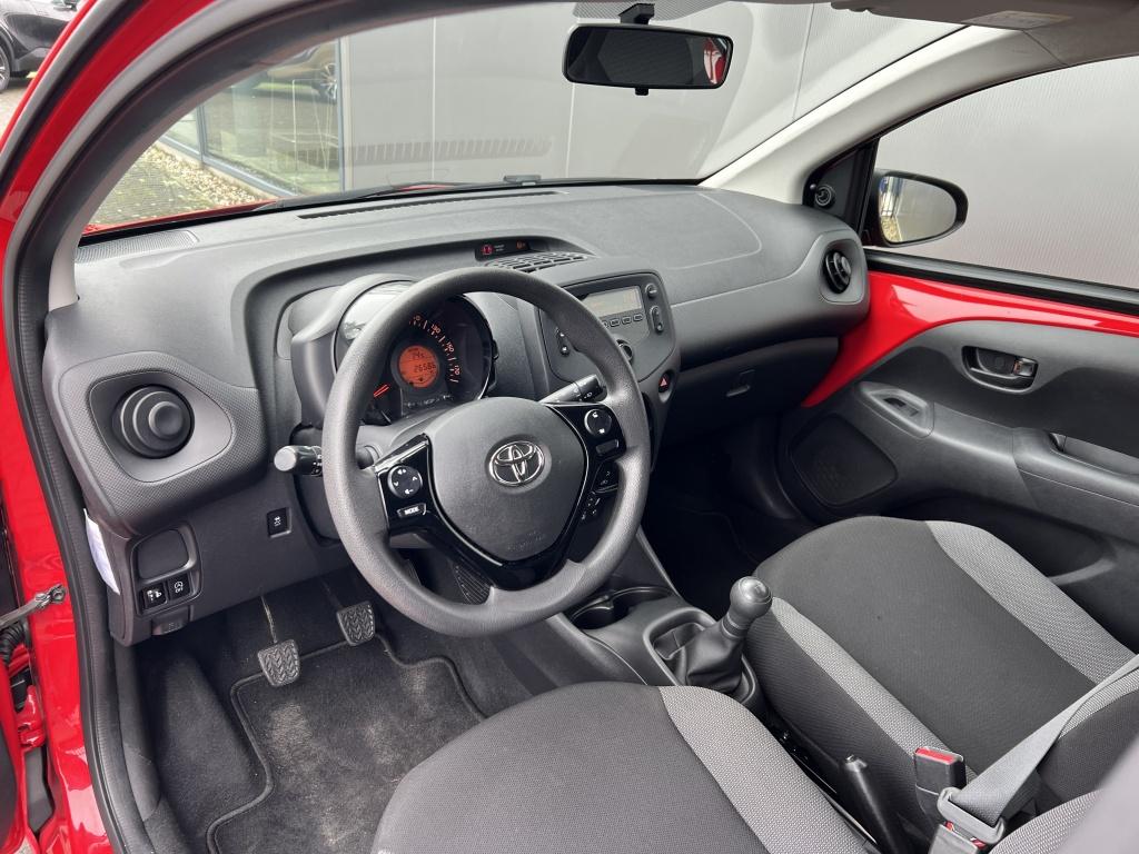Toyota Aygo 1.0 vvt-i x-fun | nl auto | dealeronderhouden