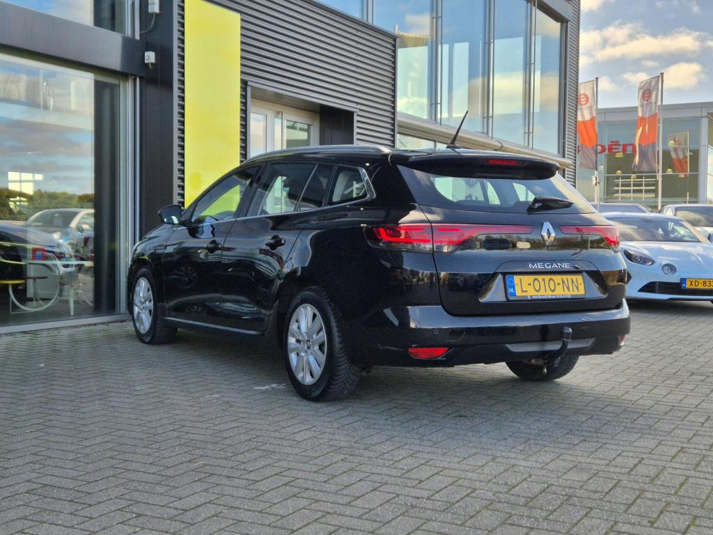 Renault Megane 1.3 tce 140 edc automaat business edt. trekhaak, all season 