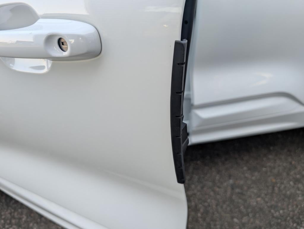 Ford Kuga 2.5 phev e-cvt 225pk st-line x , adaptive cc , panodak , winterpa