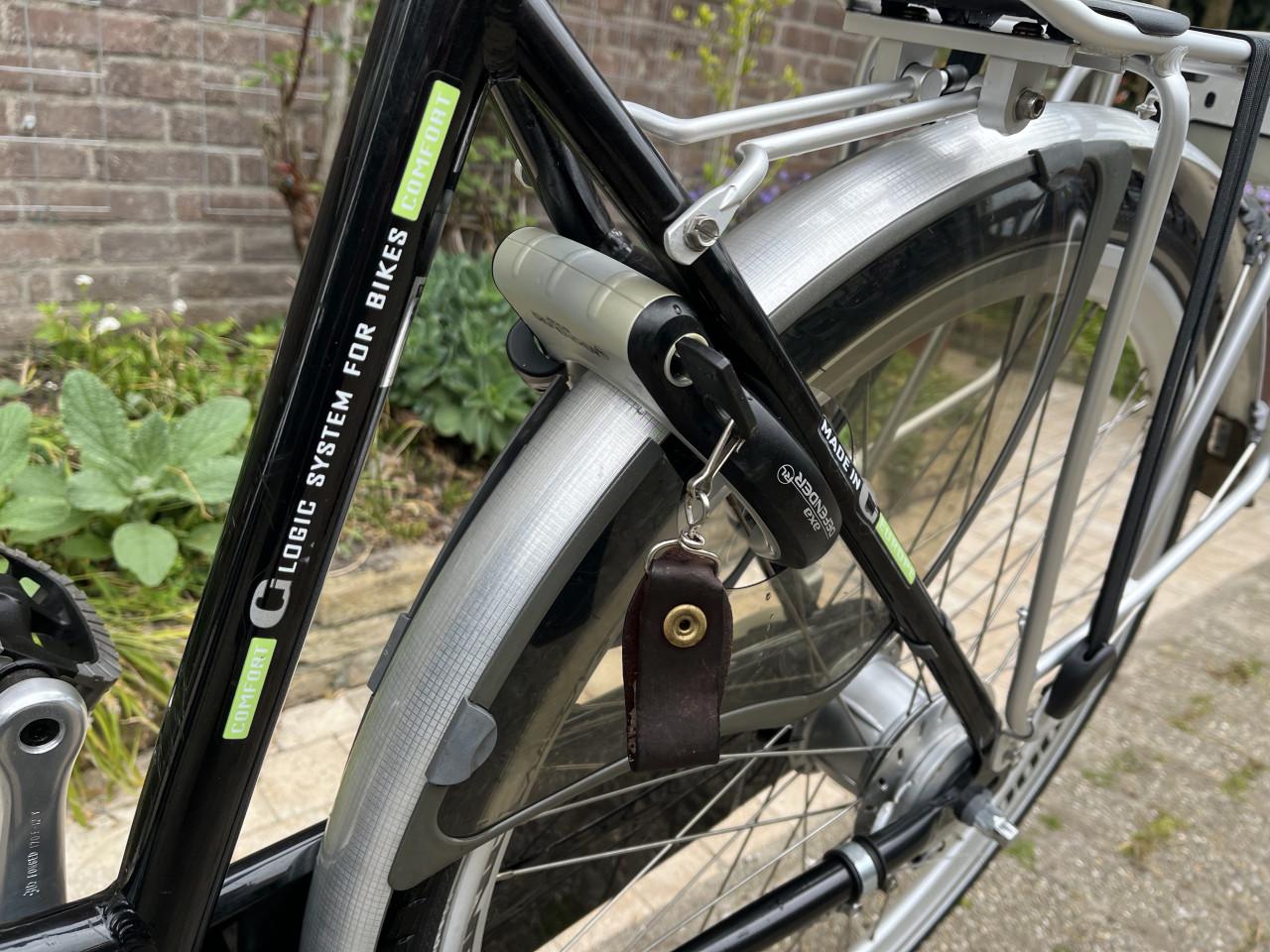 Dames fiets City Star 8 versn trom-rem verlichting Uit de Gazelle familie..