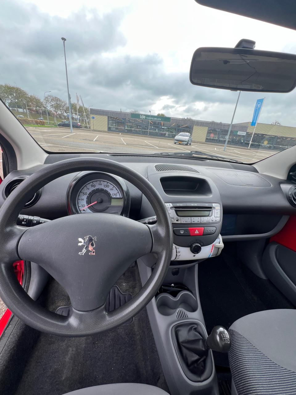 Peugeot 107 1.0 12V 5DR 2007 NIEUWE APK