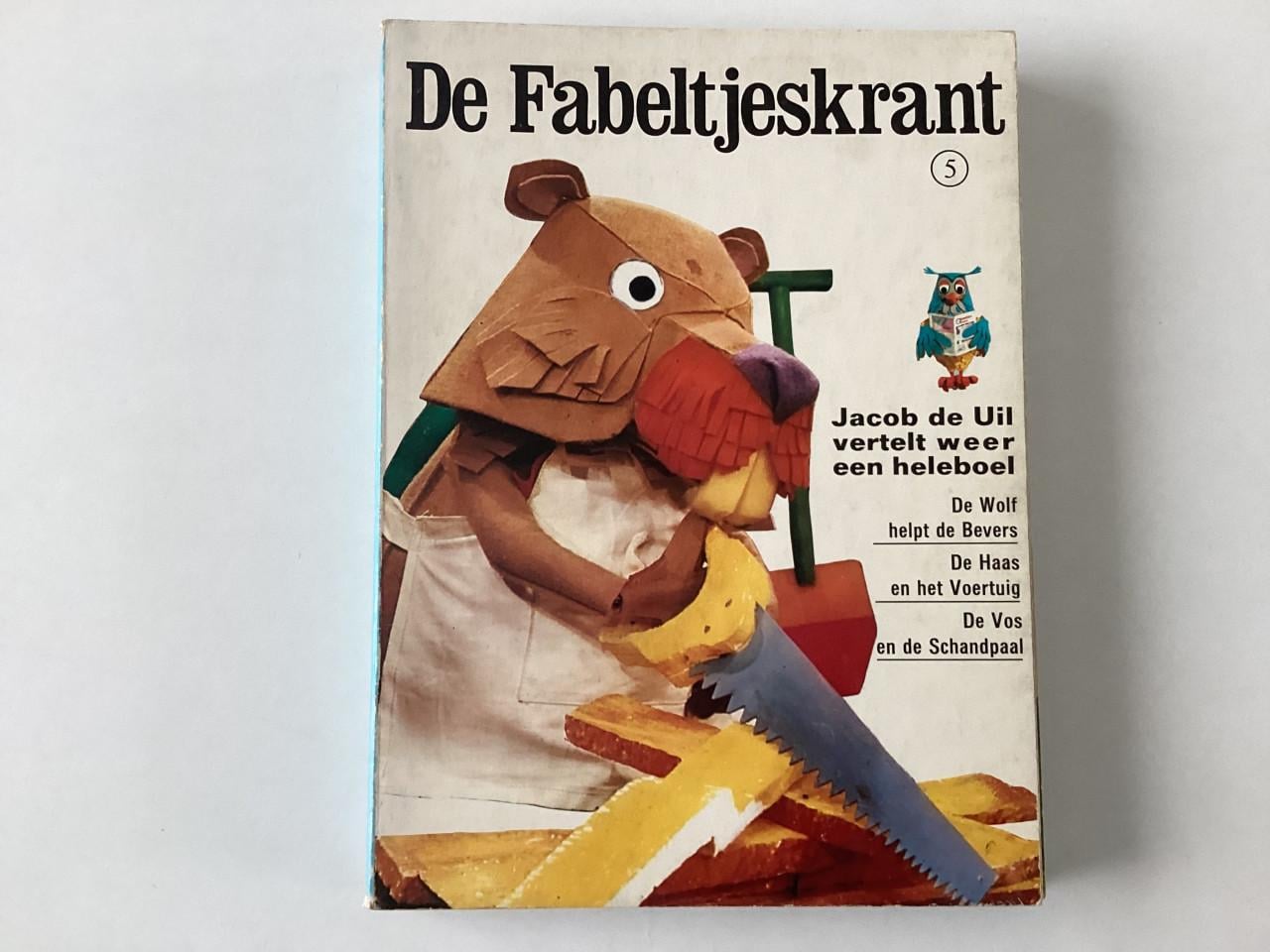 Verschillende boekjes van de Fabeltjeskrant.