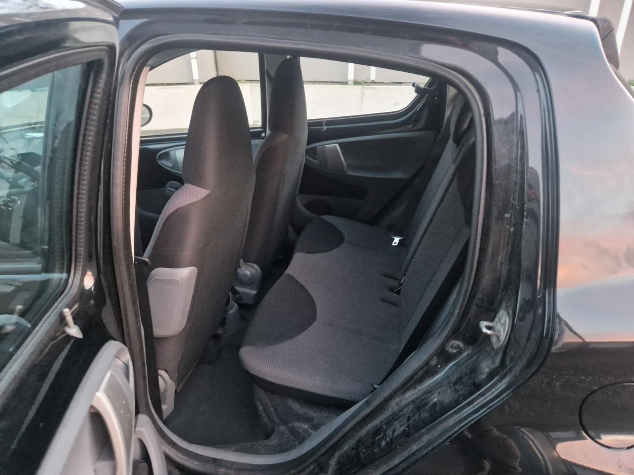 Toyota Aygo 1.0-12V +