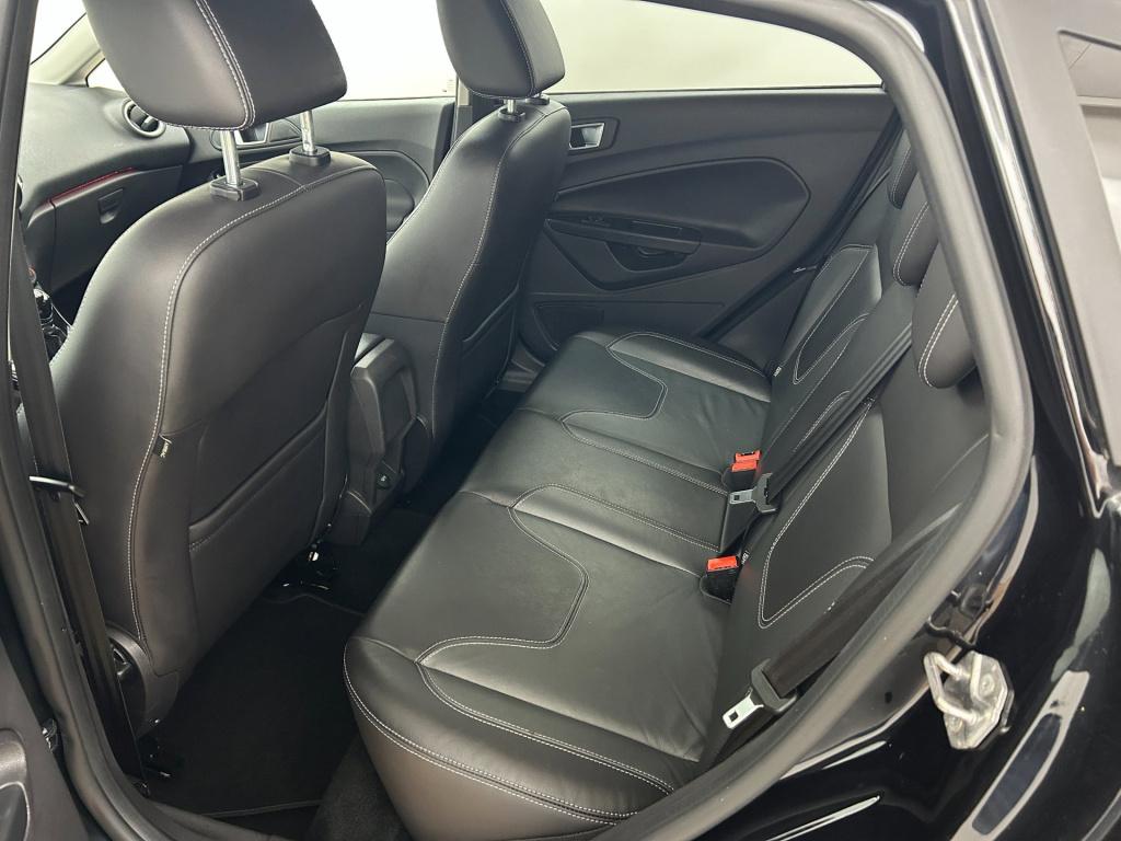 Ford Fiesta occasion 1.0 ecoboost titanium | zwart | tweedehands ford fiest