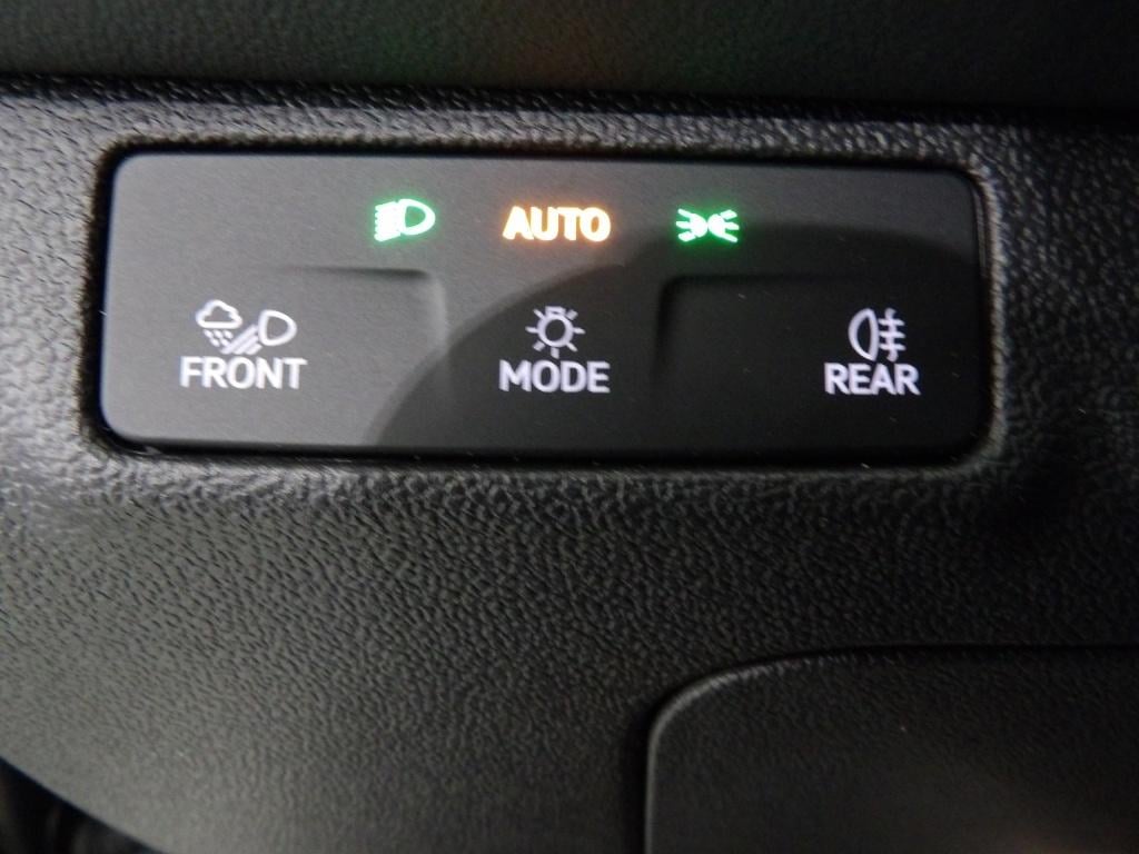 Volkswagen T-roc 1.5 etsi 110 kw r-line