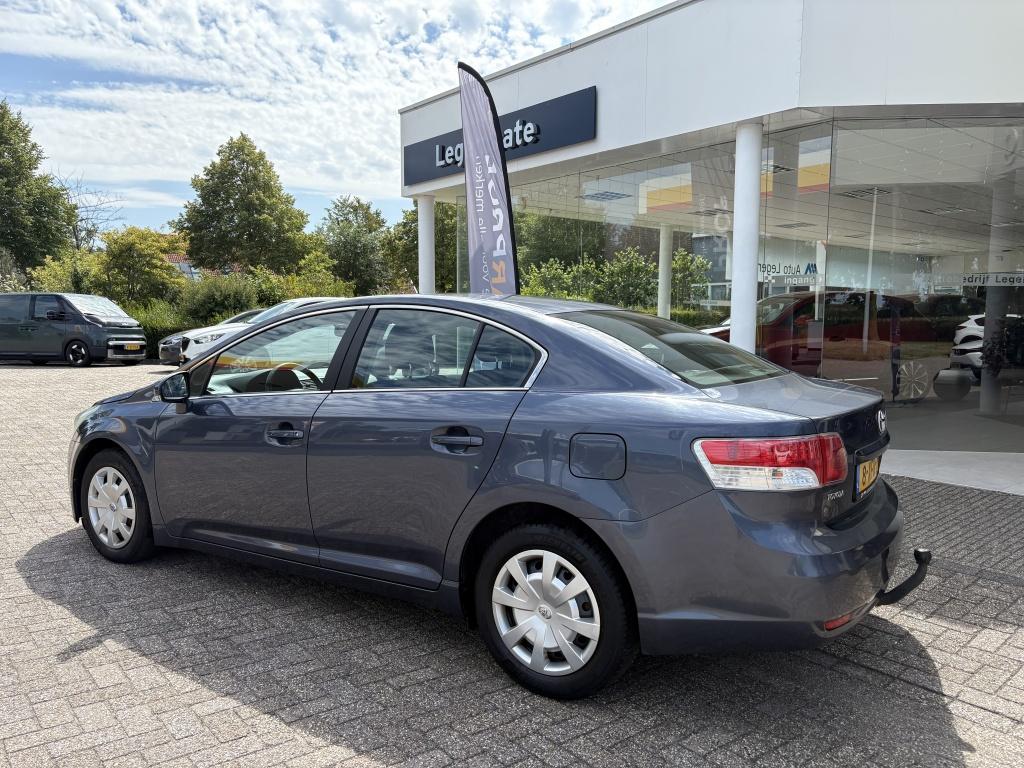 Toyota Avensis 1.8 vvti comfort