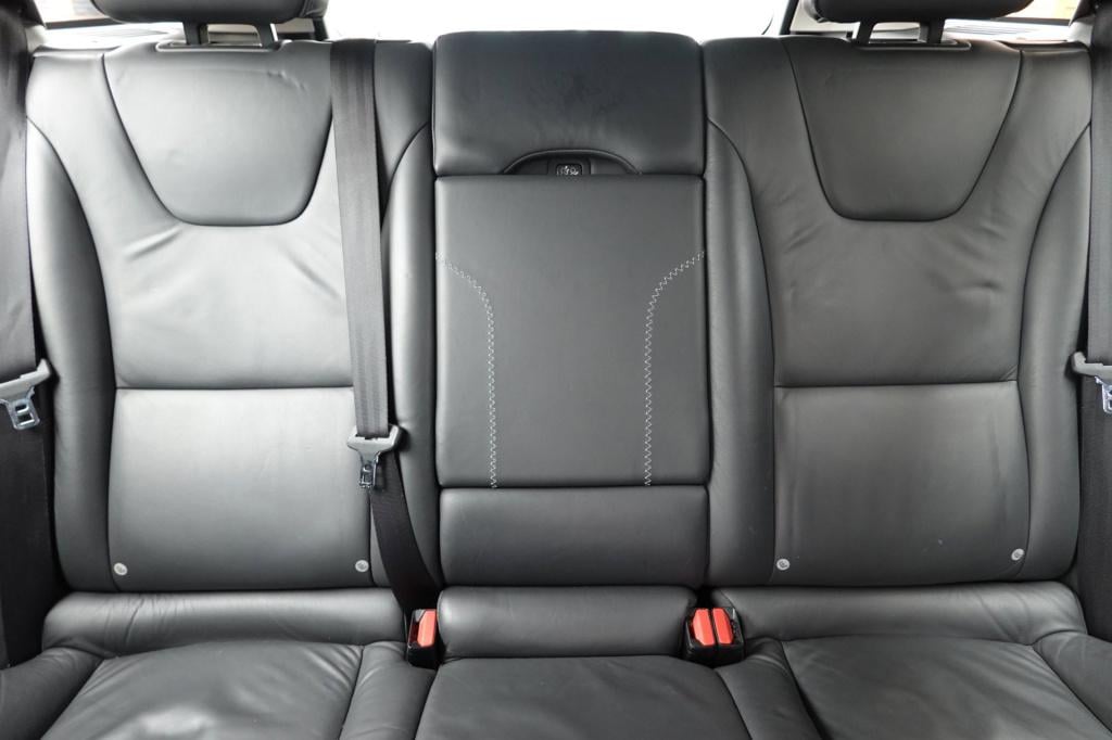 Volvo V60 1.6 t3 150-pk ocean race