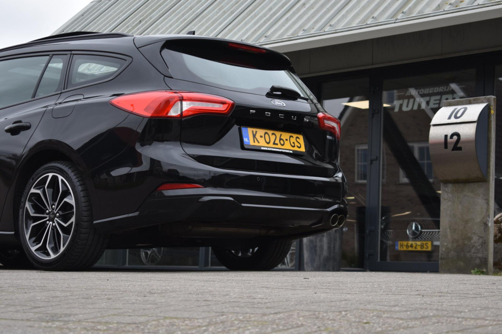 Ford Focus wagon 1.0 ecoboost hybrid st line | panoramadak | apple carplay 