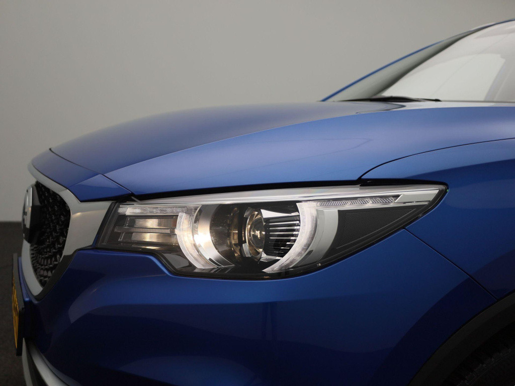MG Zs-ev luxury 45 kwh automaat | panoramadak | leder | navigatie | airco |