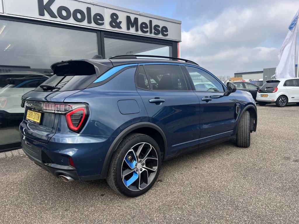 Lynk & Co 01 1.5 261pk phev plug inn hybrid , trekhaak ,pano dak,car play