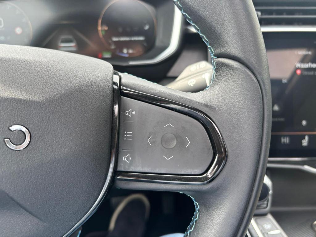 Lynk & Co 01 261pk phev 7dcth , panoramadak , adaptive cc , 360gr camera , 