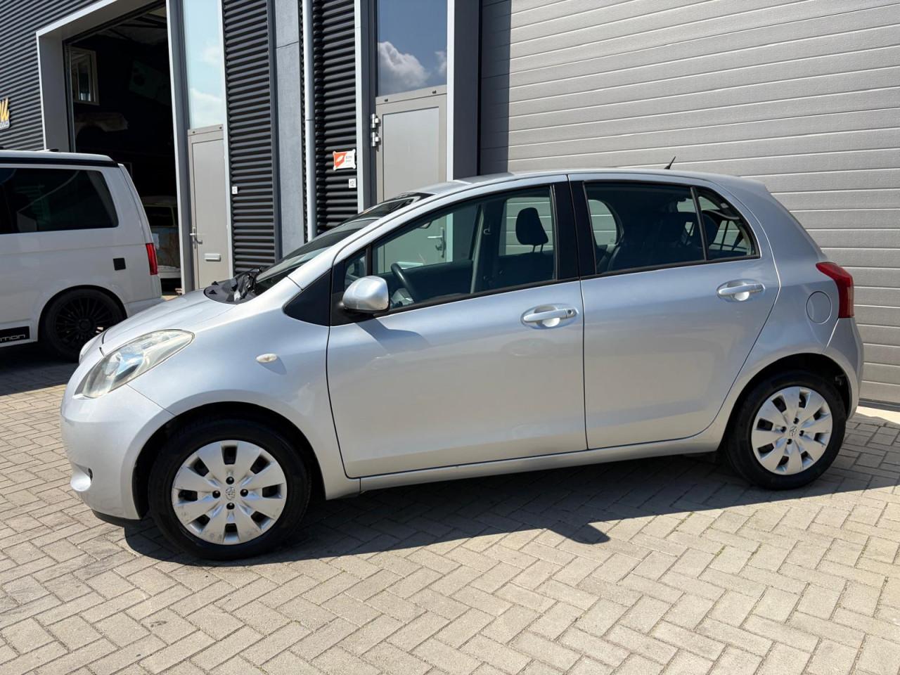 Toyota Yaris 1.3 VVTi Sol MMT/120.000 NAP/Airco/Automaat/