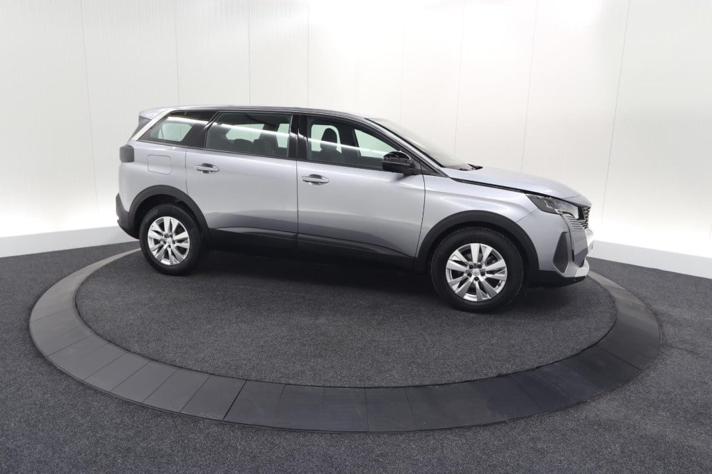 Peugeot 5008 puretech 130 eat8 active pack | 7 zitplaatsen | camera | apple