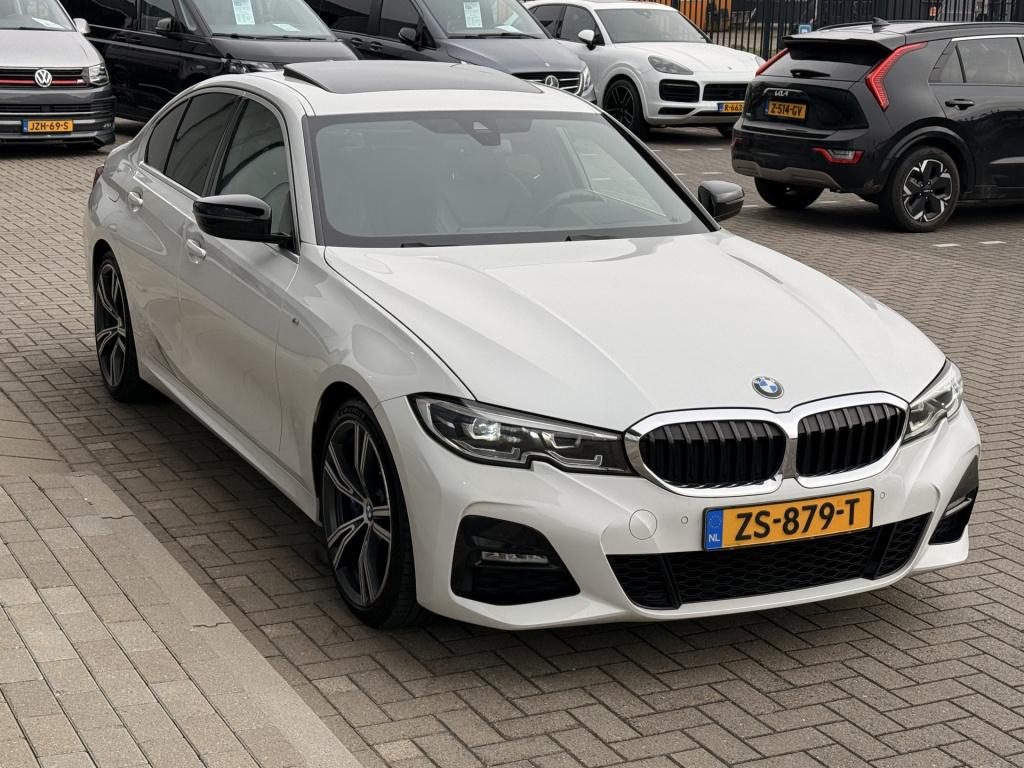 BMW 3-serie 320i m-sport | schuif/kantel | harman / kardon | leder | head-u