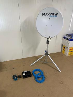 Satelietschotel met decoder