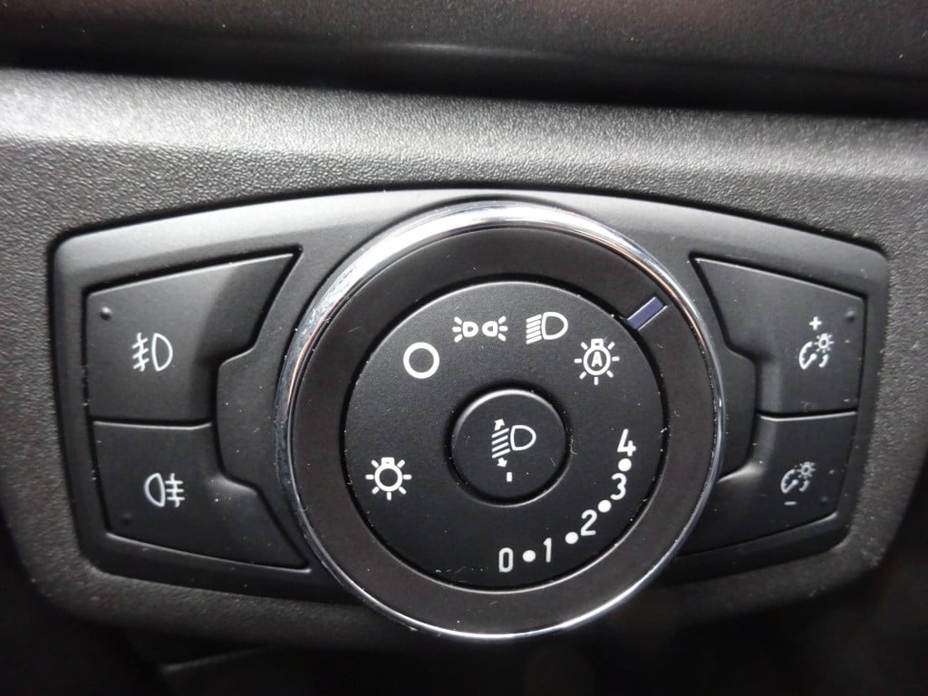Ford Mondeo wagon 1.5 tdci titanium 1e eigenaar / navigatie / cruise contol
