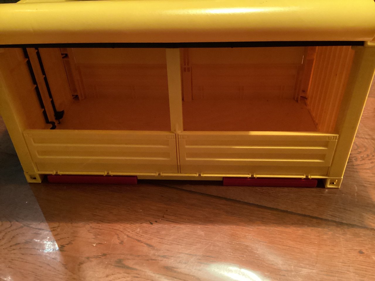 Bruderlaadbak DHL