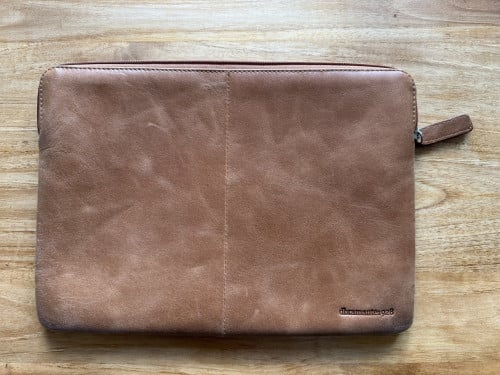 Lederen Sleeve DBramante1928 Macbook M1