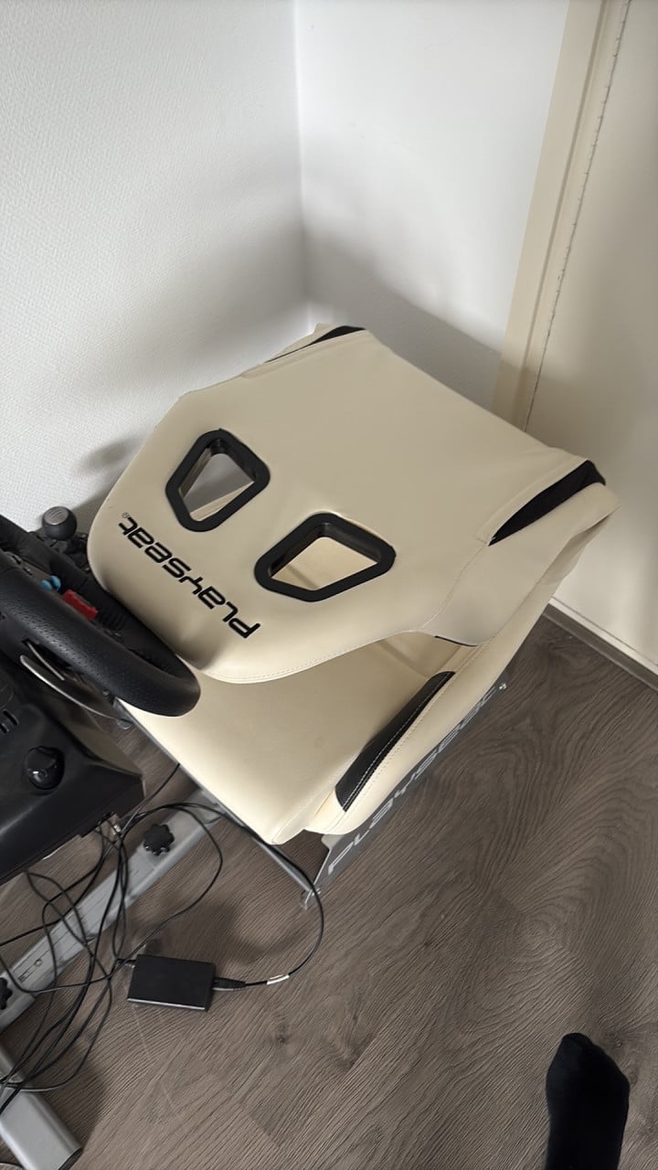 Playseat